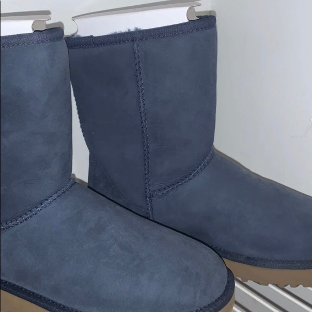 NEW UGG ankle boots